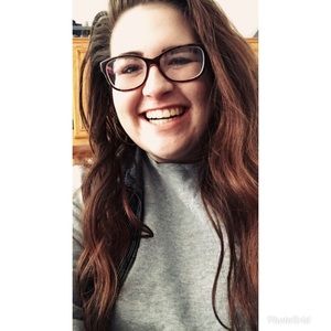 Meet your Posher, Karissa